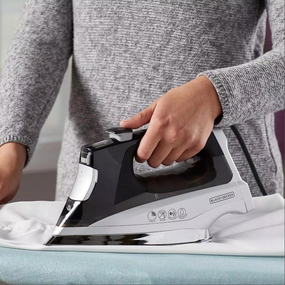 BLACK+DECKER Allure Digital Professional Steam Iron, 1600W, Silver/Black