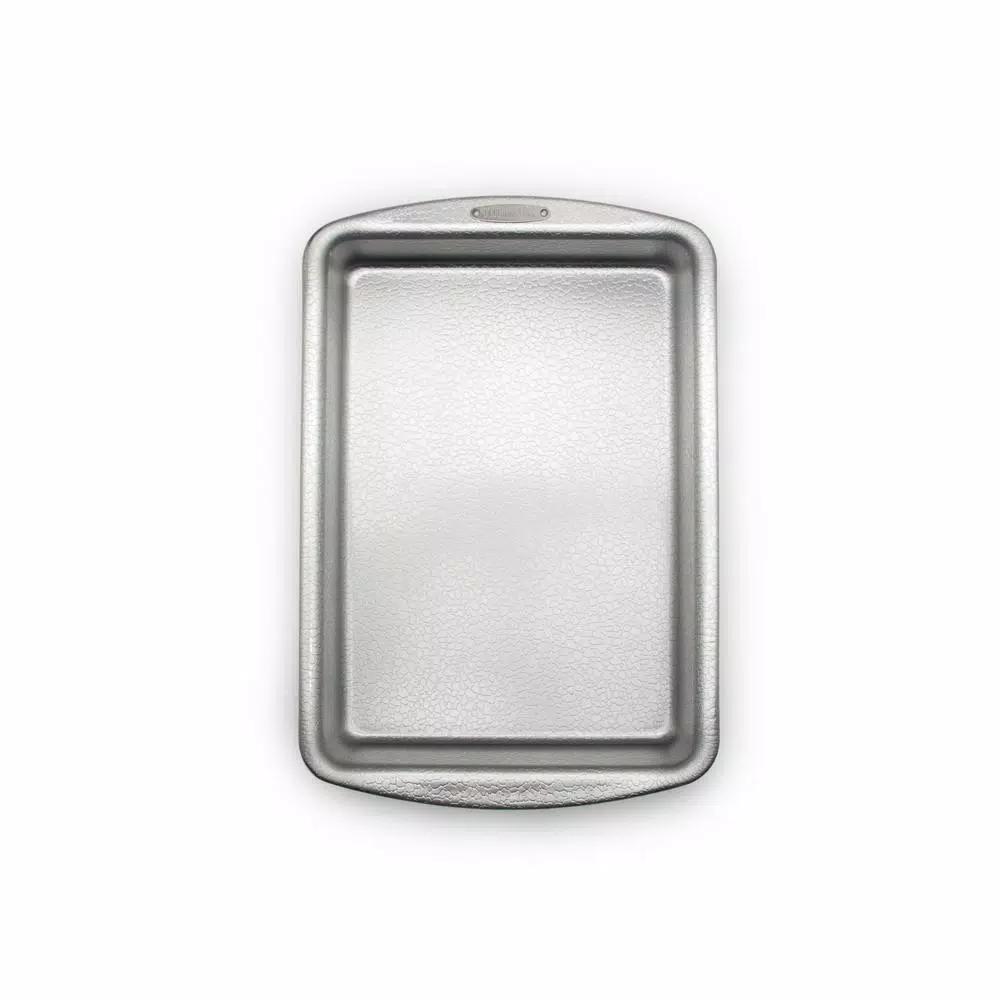 Unbranded 9 x 13 in. Aluminum Rectangle Cake Pan with Pebble Pattern