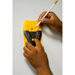 DEWALT Center Sensor Stud Finder with Metal and AC Wire Detection, 1.5 in. Depth thumbnail 11
