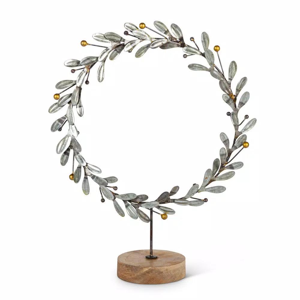 Unbranded 14.5 in. Metal Star Wreath with Golden Berries on Wooden Stand