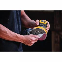DEWALT 20V MAX XR Brushless 5 in. Cordless Random Orbital Sander Kit with 5.0 Ah Battery thumbnail 5
