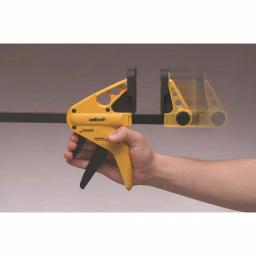 Wolfcraft 2-Pack Professional Quick-Release 1-Hand Bar Clamps and Spreader, 6 in. to 14 in. thumbnail 7