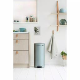 Brabantia 8 Gal. Metallic Mint Steel Step-On Trash Can thumbnail 8