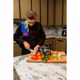 Uncanny Brands Star Wars 2-Quart Slow Cooker, Black with Character Art thumbnail 2