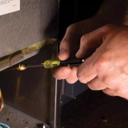 Klein Tools 3-in-1 HVAC Pocket Multibit Screwdriver with Concealable Tips and Schrader Bit thumbnail 3