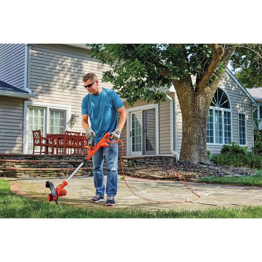 BLACK+DECKER 14 in. 6.5 Amp Corded Electric String Trimmer and Edger with Automatic Feed Spool