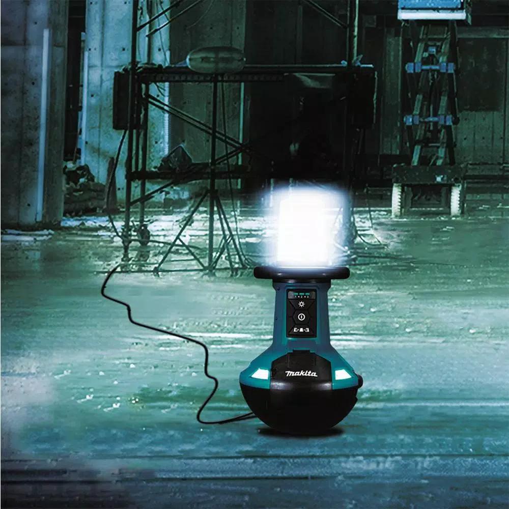 Makita 18V X2 LXT Cordless/Corded LED Upright Area Light, 5500 Lumens