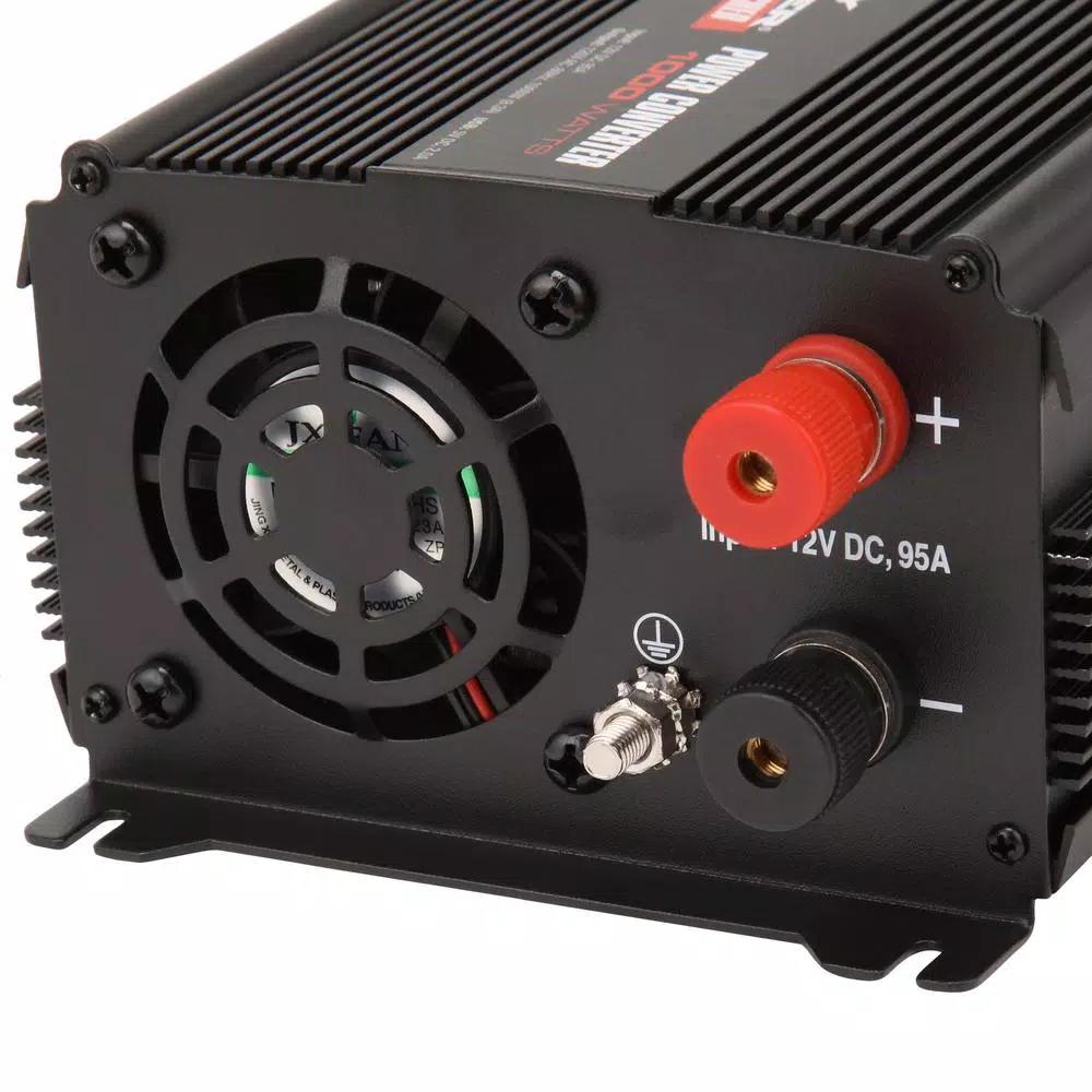 Schumacher 12V 1000W Power Inverter Battery Extender with Dual AC Outlets and USB Ports