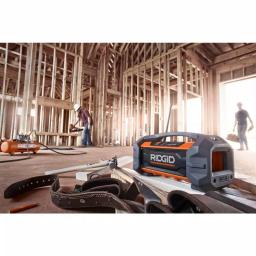 RIDGID 18V Cordless Hybrid Jobsite Radio with Bluetooth and 1.5 Ah Lithium-Ion Battery thumbnail 10