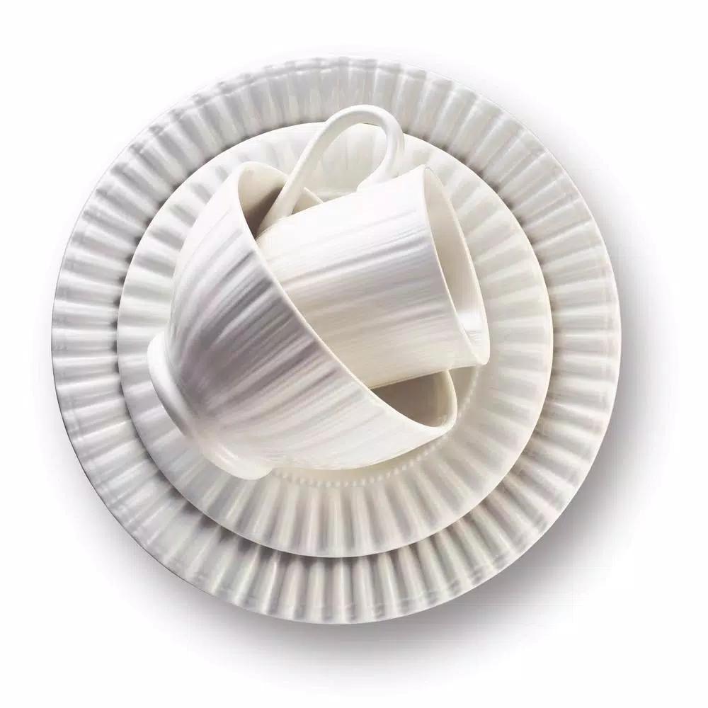 Thomson Pottery Maison White 16-Piece Off-White Ceramic Stoneware Dinnerware Set, Service for 4