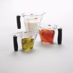 OXO Good Grips 3-Piece Angled Measuring Cup Set thumbnail 6