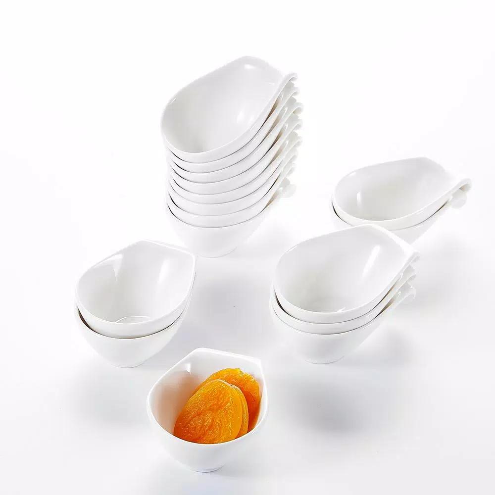 MALACASA 3.75 in. White Porcelain Ramekins Set of 16, Ceramic Souffle Dishes and Serving Bowls