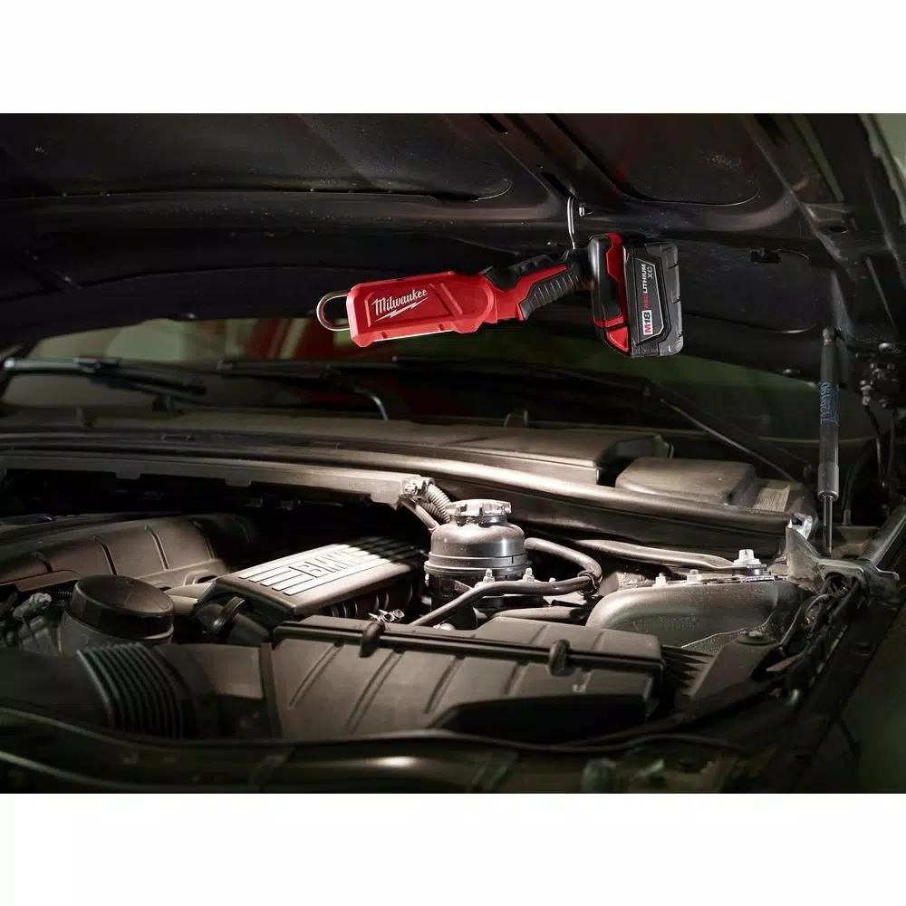 Milwaukee M18 18V Lithium-Ion Cordless 300 Lumen LED Stick Light (Tool-Only)