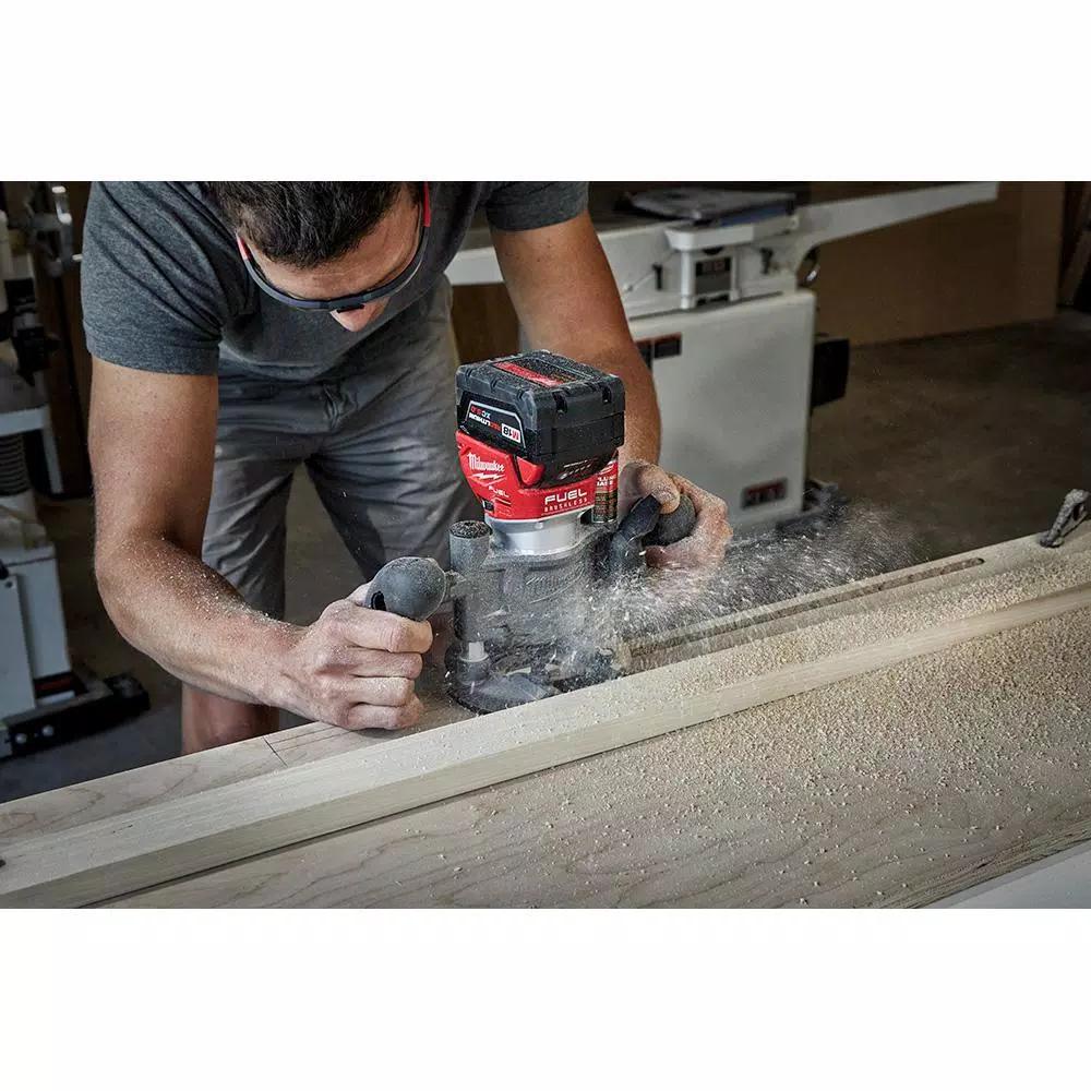 Milwaukee M18 FUEL 18V Brushless Cordless Compact Router with Plunge and Offset Bases