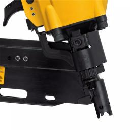 DEWALT Pneumatic 21° Collated Framing Nailer & 15° Coil Roofing Nailer Combo Kit thumbnail 11