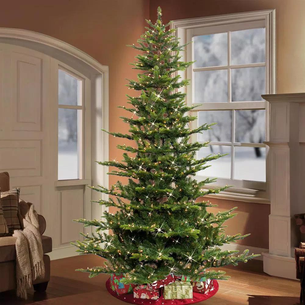 Puleo International 7.5 ft. Aspen Fir Artificial Christmas Tree with 700 Warm White Lights
