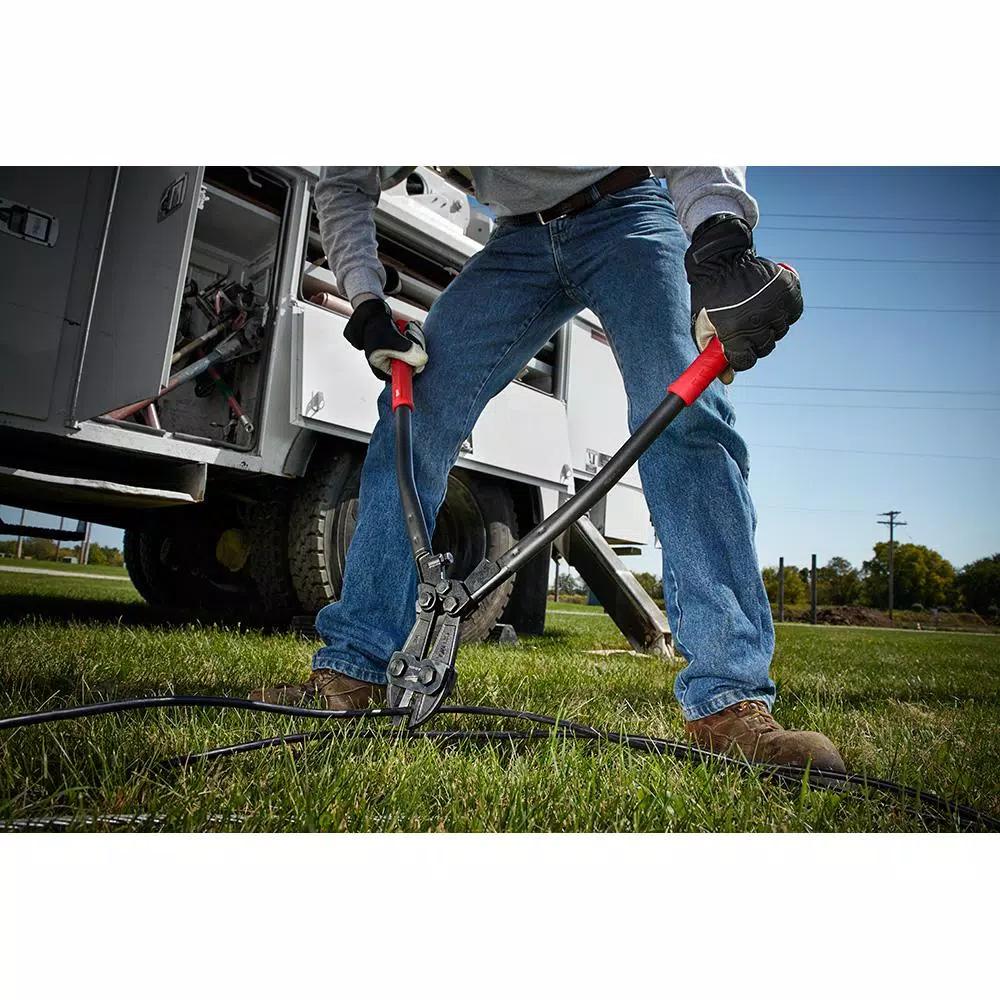Milwaukee 2-Piece Bolt Cutter Set: 24 in. (7/16 in. Capacity) and 14 in. (5/16 in. Capacity)