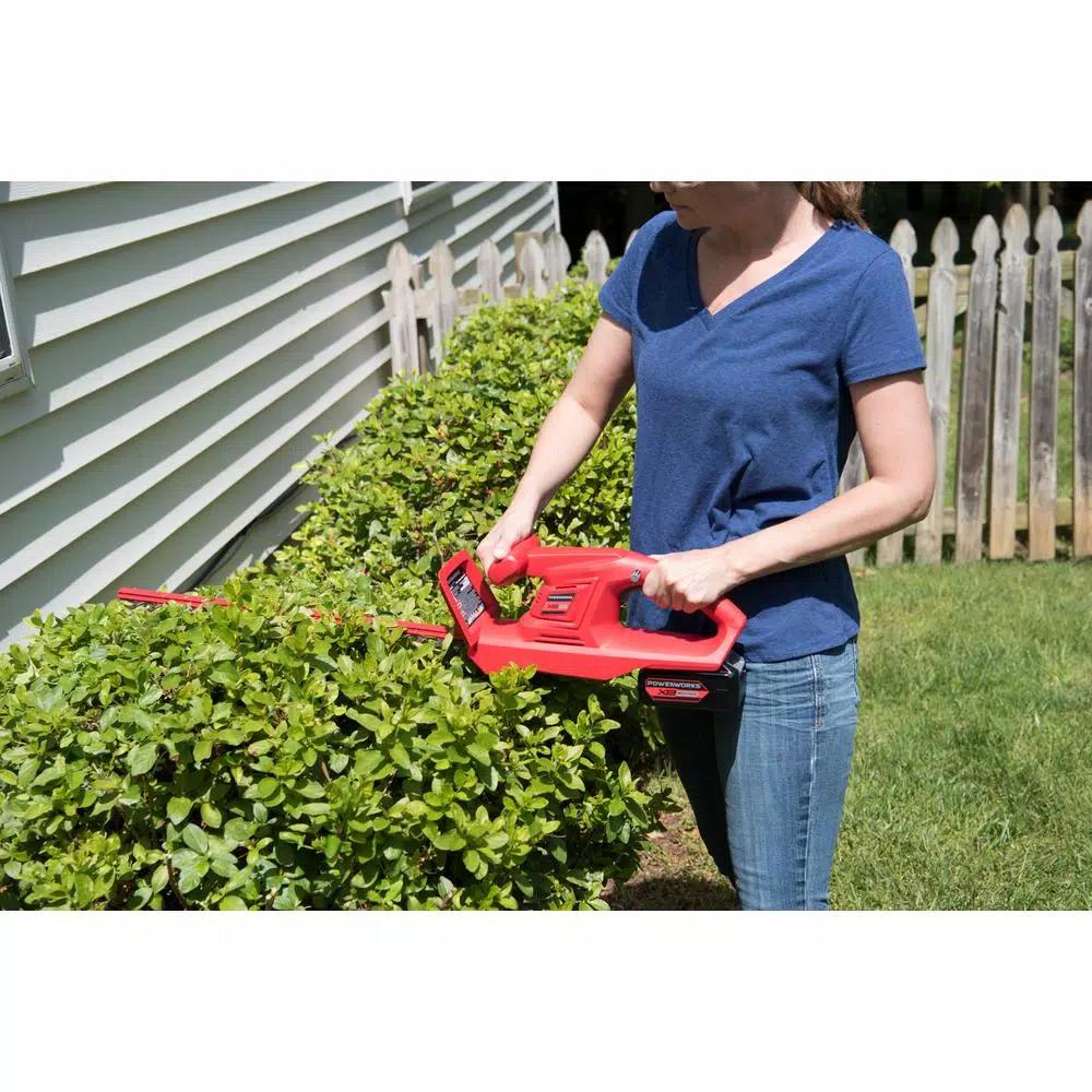POWERWORKS 20V Cordless 20 in. Hedge Trimmer, HTP301