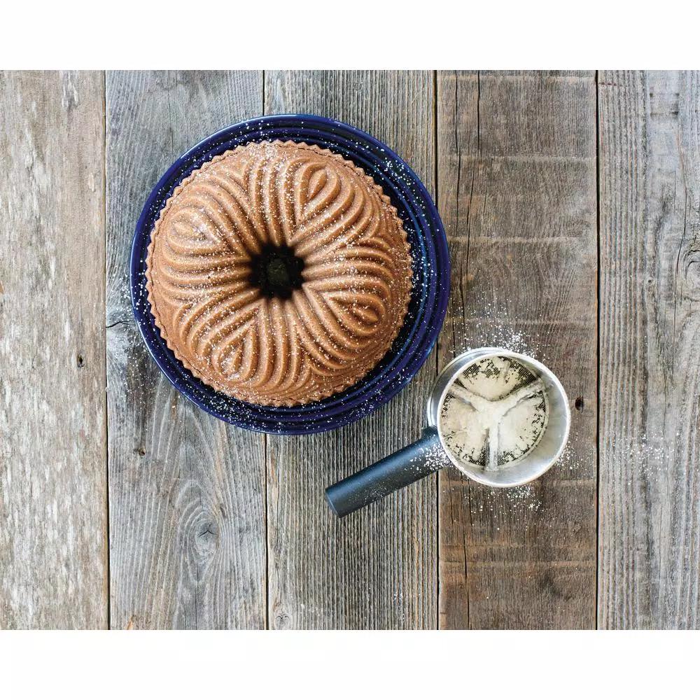 Nordic Ware Bavaria Fluted Bundt Cake Pan, 10-Cup Capacity, Nonstick Cast Aluminum