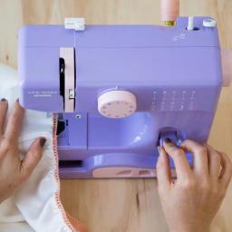 Janome Lady Compact Sewing Machine - 10 Stitch Options, 5 lbs Portable Design thumbnail 7