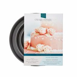 Chicago Metallic Professional Series 3-Piece Non-Stick Round Cake Pan Set thumbnail 4