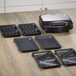 BLACK+DECKER 3-in-1 Morning Meal Station Waffle Maker, Grill, and Sandwich Maker thumbnail 2