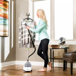 Steamfast SF-520 Full-Size Standing Garment Steamer with 70 oz. Water Tank and Telescopic Pole thumbnail 5