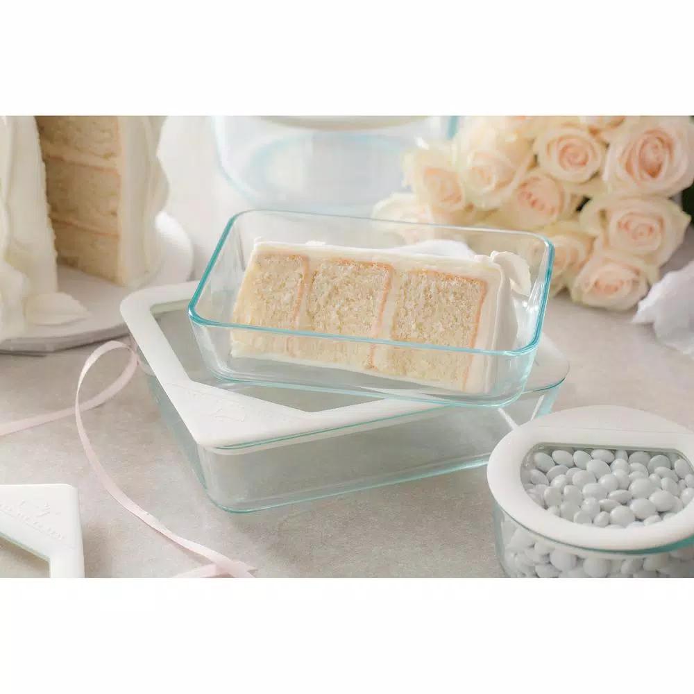Pyrex Ultimate 10-Piece Glass Food Storage Set with Oven-Safe Glass Lids and White Silicone Rims