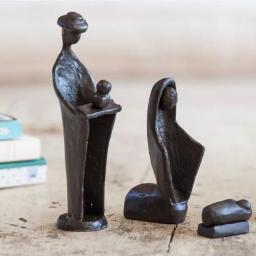Danya B Nativity Set Cast Iron Sculptures, Family and Kings (Set of 7) thumbnail 4