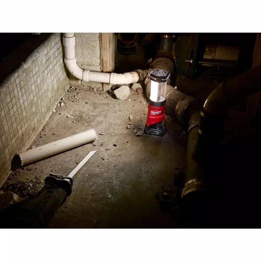 Milwaukee M12 12V Cordless LED Lantern/Flood Light & Compact Vacuum Kit with 3.0 Ah Battery