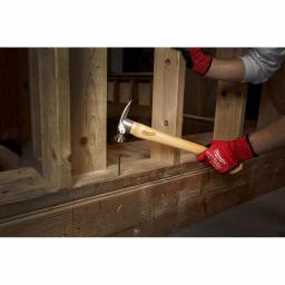 Milwaukee 19 oz. Smooth Face Hickory Wood Framing Hammer with Magnetic Nail Set thumbnail 4