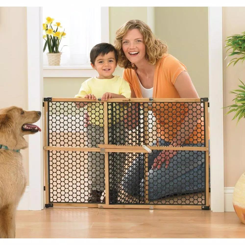 Safety 1st Nature Next 24 in. Child Safety Gate, Eco-Friendly Bamboo & Recycled Plastic