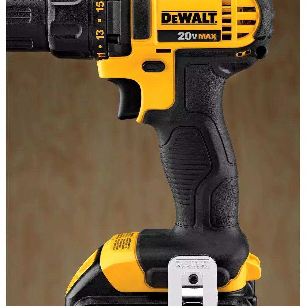 DEWALT 20V MAX Cordless Compact Drill Driver Kit with 3.0 Ah Li-Ion Battery