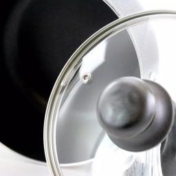 Better Chef 10 qt. Round Aluminum Nonstick Dutch Oven with Glass Lid, Gray thumbnail 3