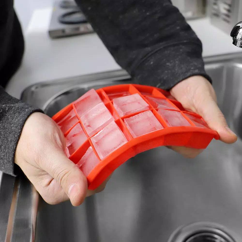 Unbranded Red Rectangular Silicone Ice Cube Tray - 15 Large 1.25 inch Cubes