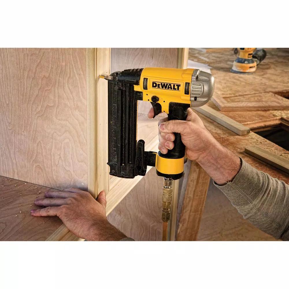 DEWALT 16-Gauge 2-1/2 in. Pneumatic Finish Nailer Kit with Bonus 18-Gauge Brad Nailer