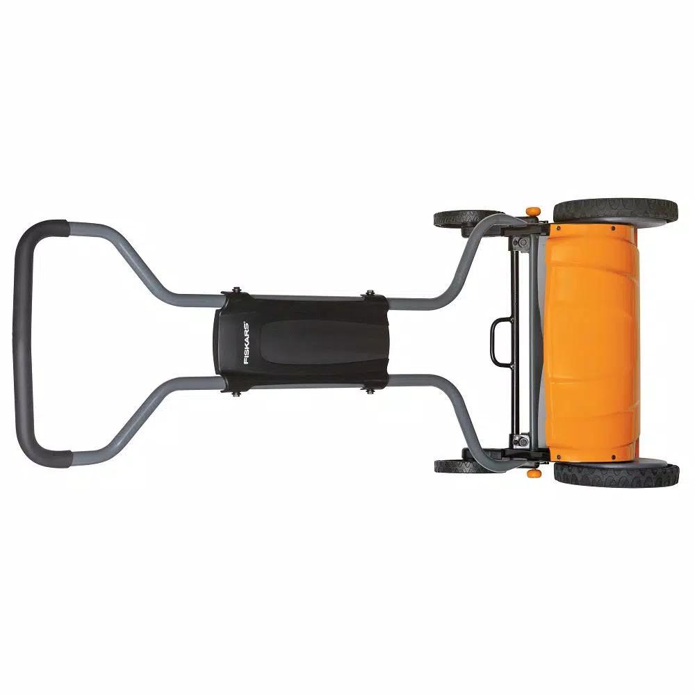 Fiskars StaySharp 17 in. Manual Push Reel Mower, Non-Electric Walk Behind