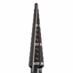 Milwaukee 33-Piece Black Oxide Step and Titanium SHOCKWAVE Drill Bit Set thumbnail 6