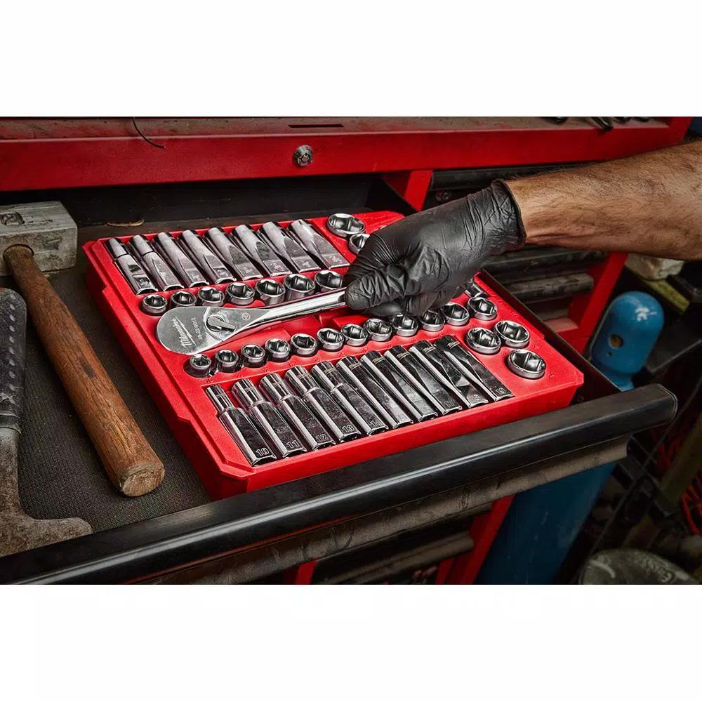 Milwaukee 62-Piece 1/2 in. Drive SAE/Metric Ratchet, Socket, and Ratcheting Wrench Set