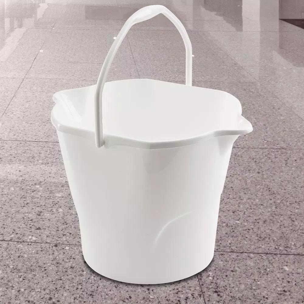 Libman 3 Gallon Heavy Duty Polypropylene Household Bucket with Comfort Grip Handle