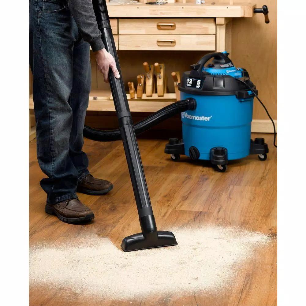 Vacmaster 12-Gallon Wet/Dry Vacuum with Detachable Blower, 5 HP Peak, 2-1/2 in. Hose