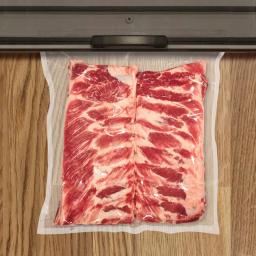 Weston Extra Large Vacuum Sealer Bags, 15 x 18 in., 3.0 Mil Heavy Duty, 100-Pack thumbnail 9