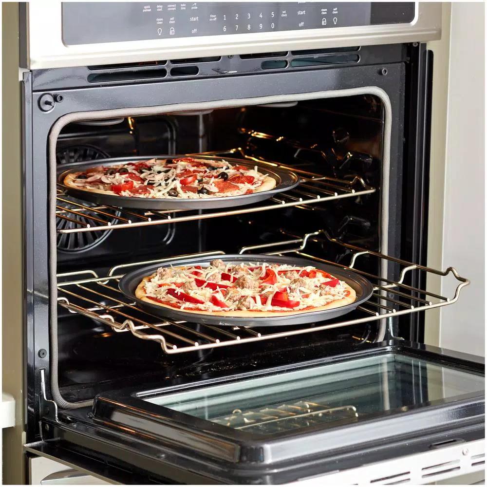Wilton Perfect Results 14 in. Non-Stick Perforated Pizza Crisper Pan, Set of 2