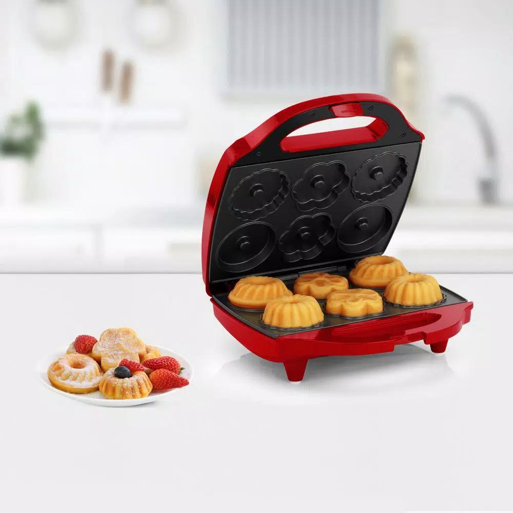 Holstein Housewares 980W Red Mini Bundt Cake Maker, Makes 6 Cakes