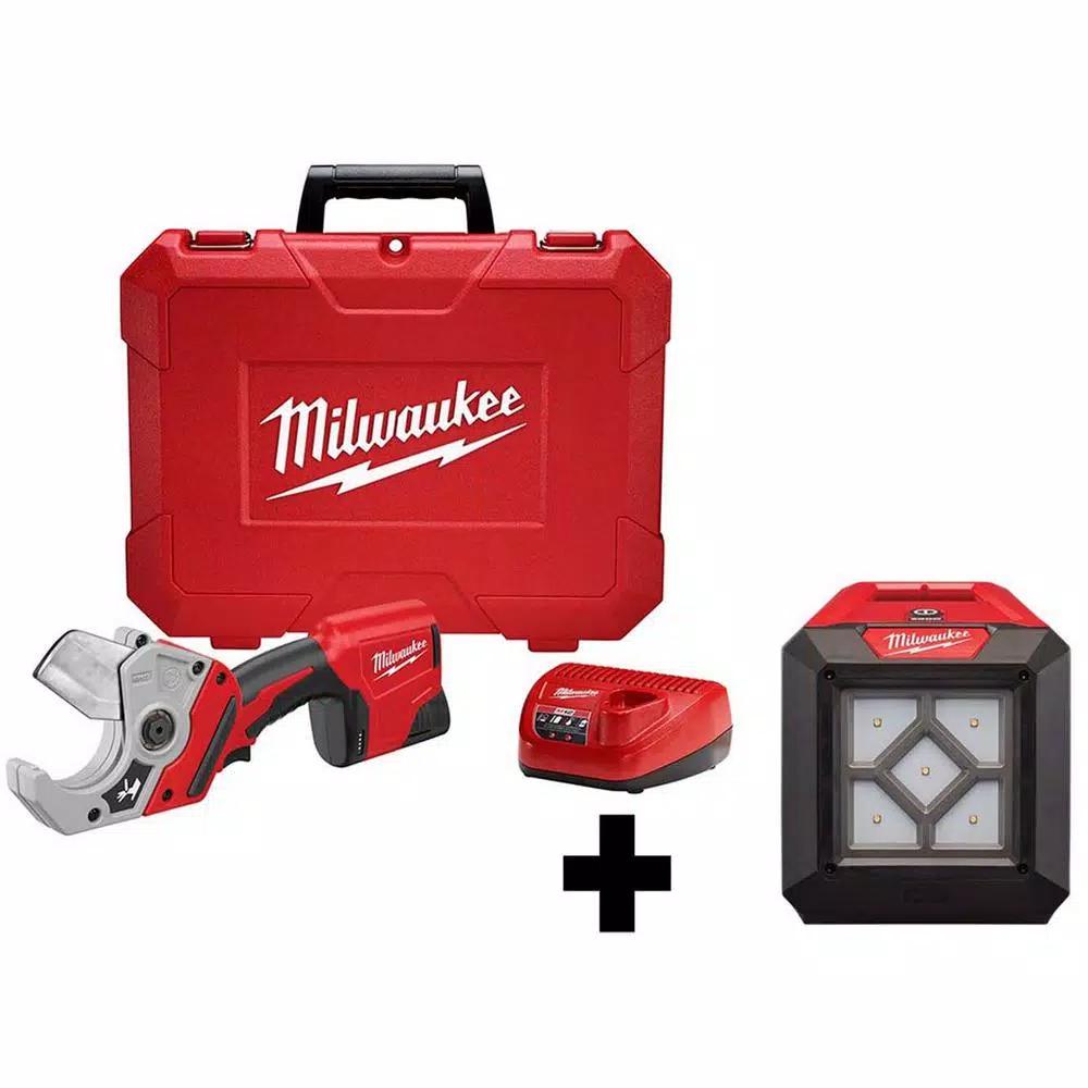 Milwaukee M12 Cordless PVC Shear Kit with 1000 Lumen M12 Rover Flood Light
