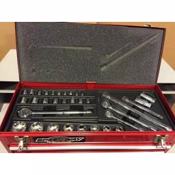 SPEEDWAY 24 in. 3-Drawer Steel Tool Chest with 118-Piece Bonus Tool Set thumbnail 5