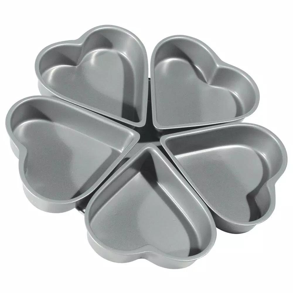Fox Run Preferred Non-Stick Linked Heart Cake Pan, Carbon Steel
