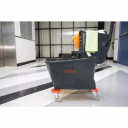 Alpine Industries 36 Qt. Mop Bucket with Side Press Wringer, Gray thumbnail 4