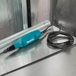 Makita GD0603 1/4 in. Compact Corded Die Grinder, 2.2 Amp, 28,000 rpm thumbnail 2