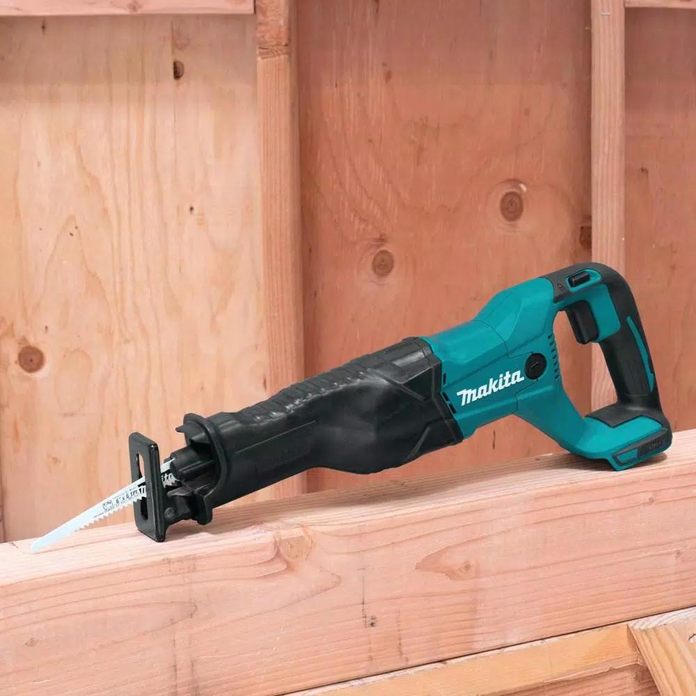 Makita 18V LXT Cordless Reciprocating Saw & Oscillating Multi-Tool Combo Kit (Tool Only)
